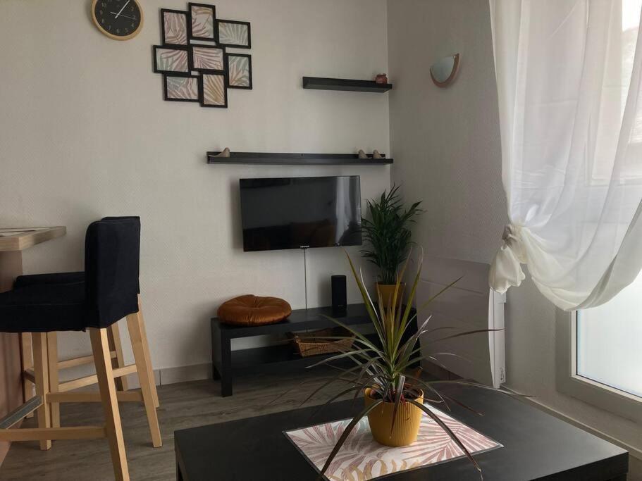 Cozy'Nest Apartment Брест Екстериор снимка