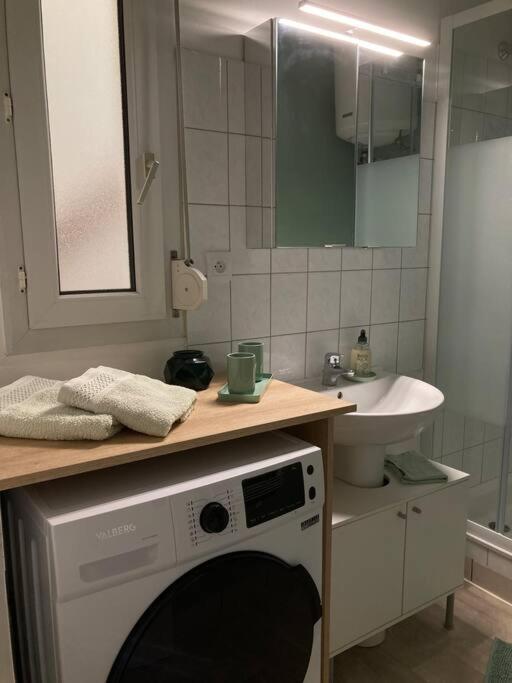 Cozy'Nest Apartment Брест Екстериор снимка