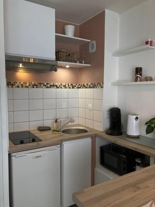 Cozy'Nest Apartment Брест Екстериор снимка